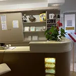 Ξενοδοχείο Magda 2*